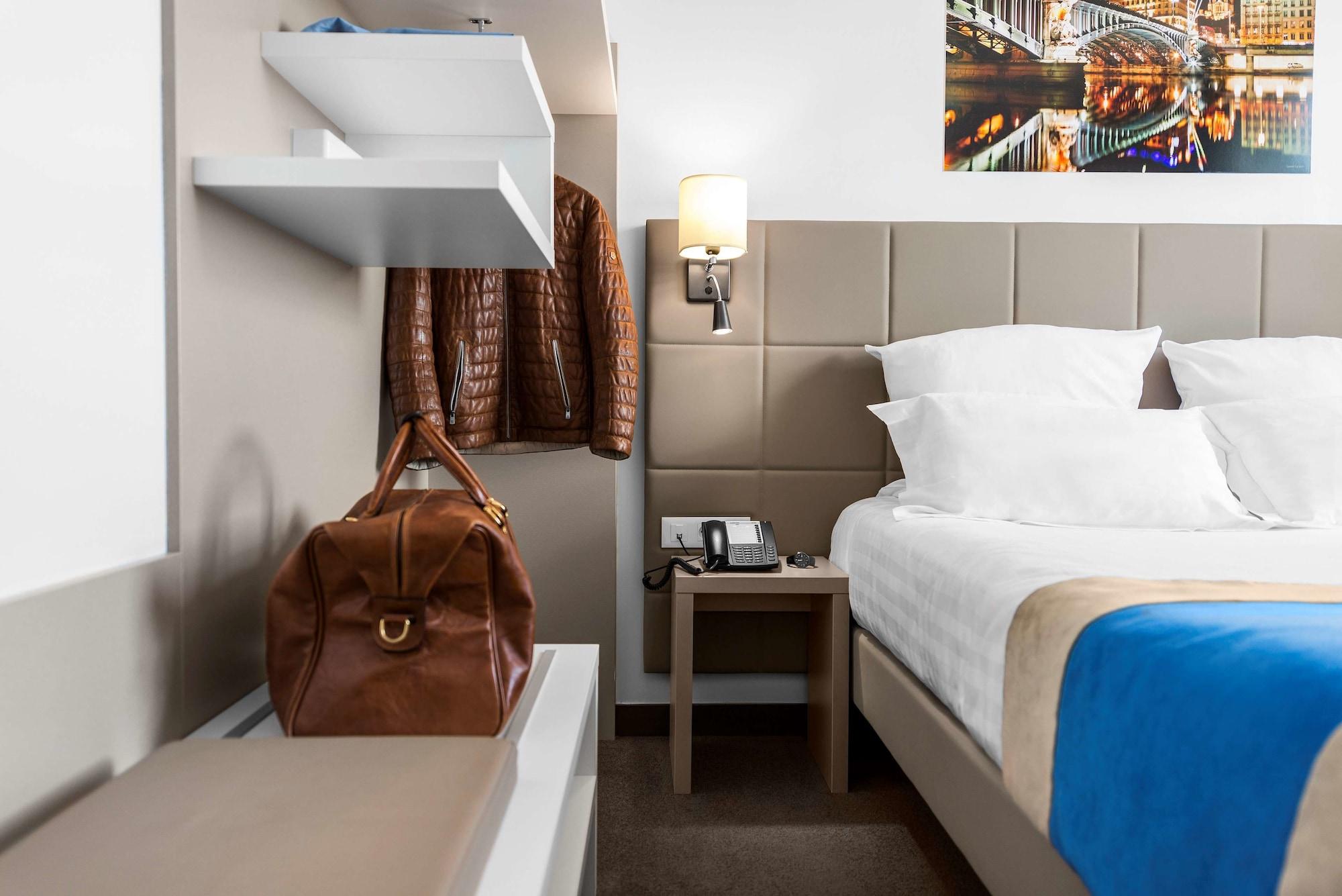 Hotel Kyriad Lyon Est Stadium Eurexpo
