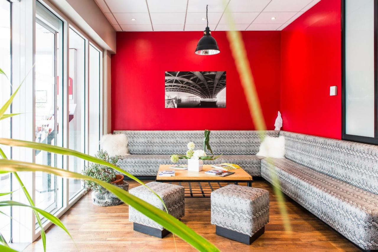 Hotel Kyriad Lyon Est Stadium Eurexpo